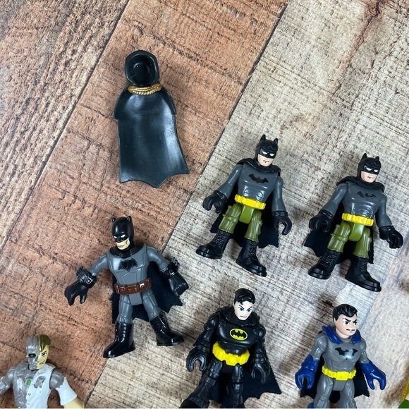 Imaginext DC Batman Robin Joker Mr. Freeze Harley Quinn Figure Large 16 Bundle - Picture 3 of 10